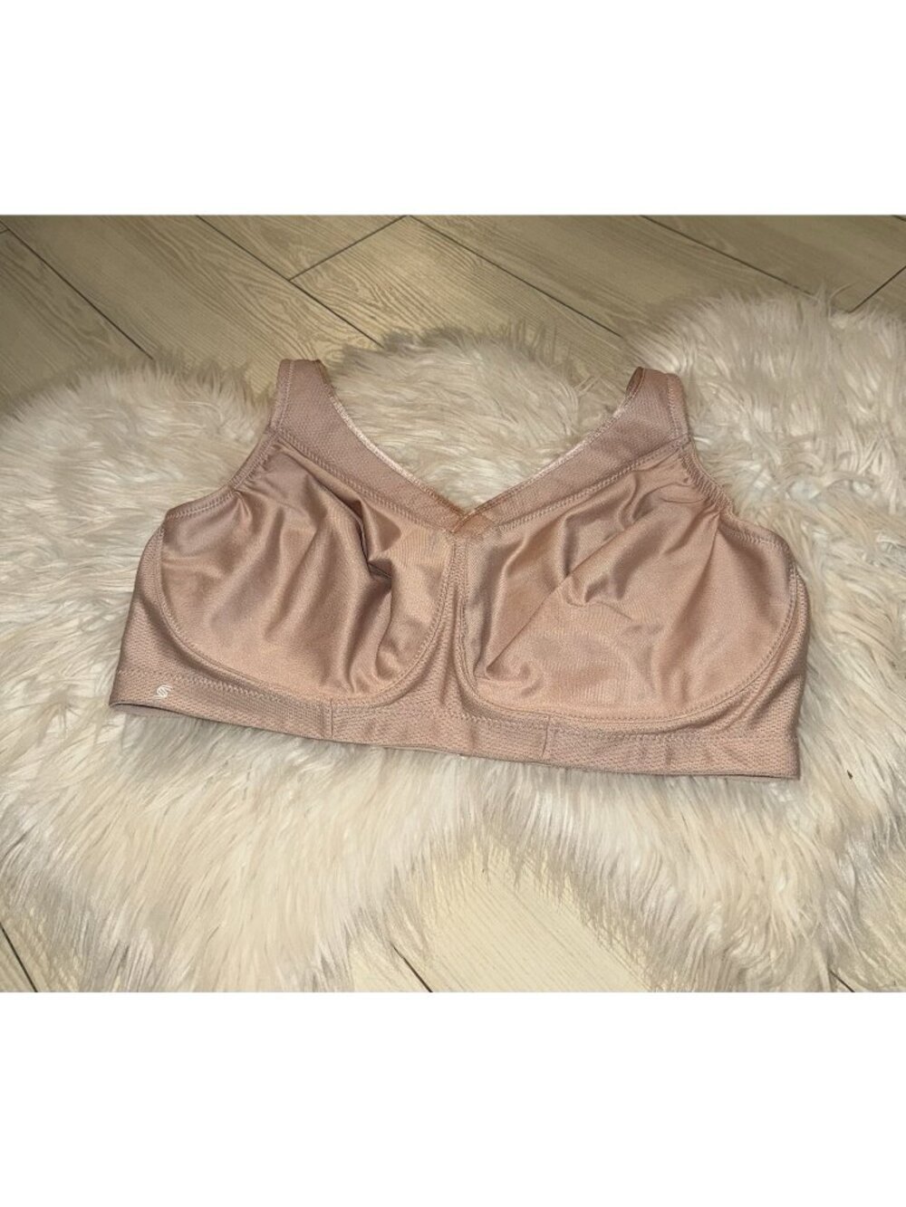 Glamorise 1006 Full Figure MagicLift Seamless Wire Free Sports Bra 42F Beige